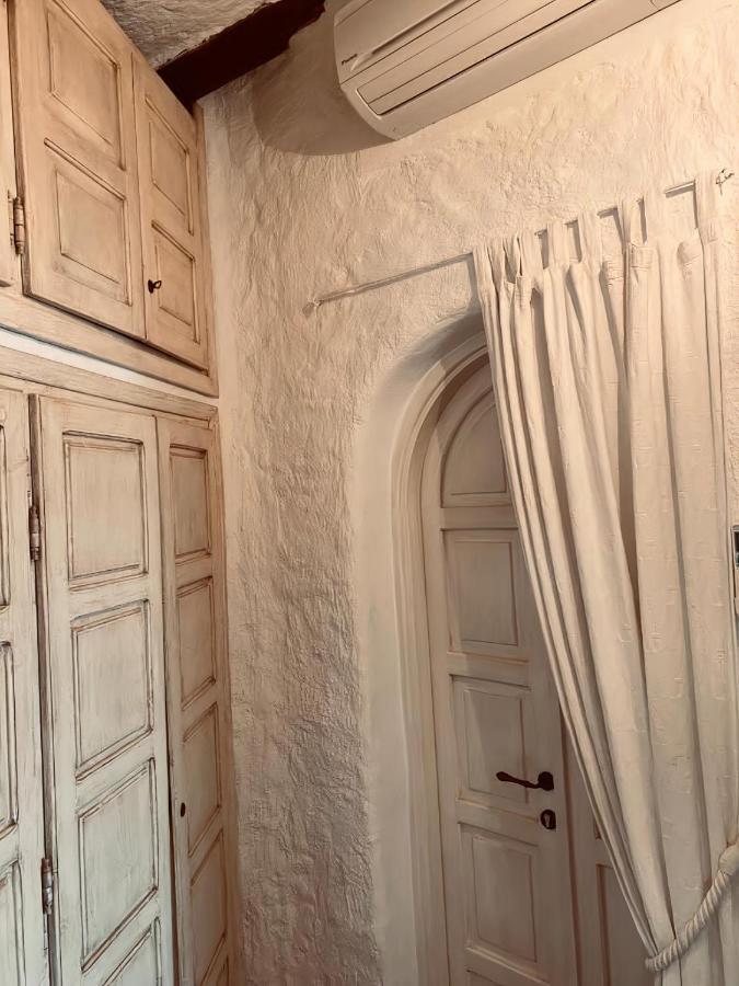 Eleni Room Costa Dorata エクステリア 写真